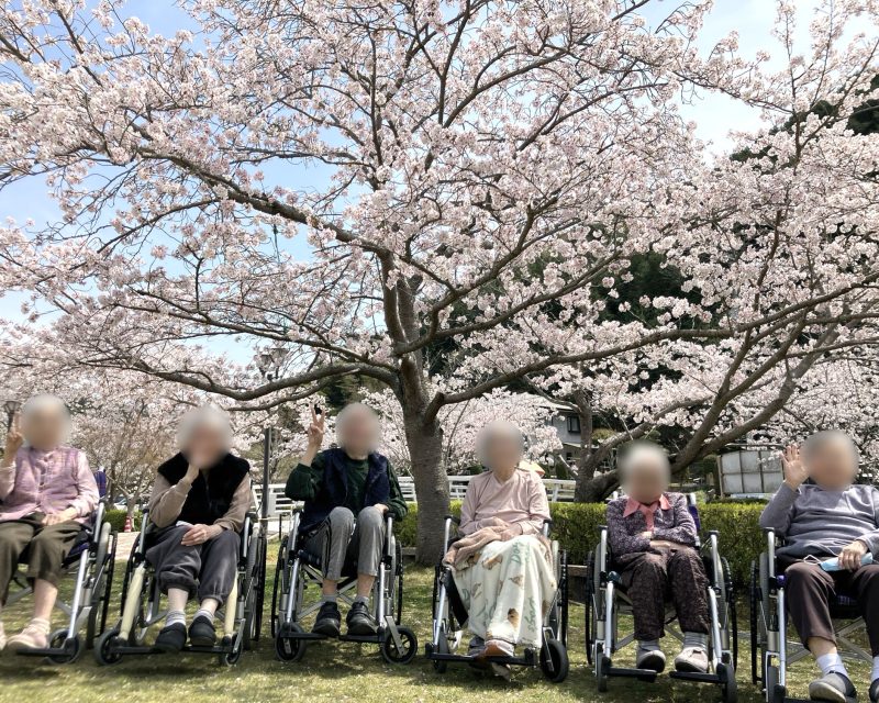 【アイリス】外出行事で春の訪れを感じました🌸